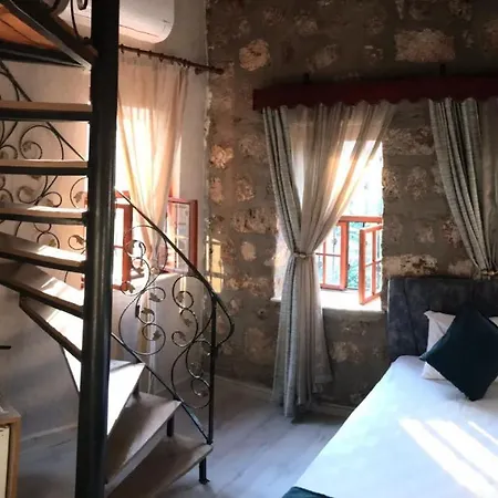 Grand Friends أنطاليا