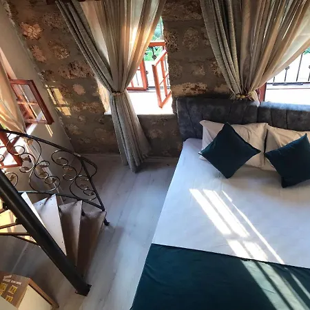 Bed & Breakfast Grand Friends Antalya