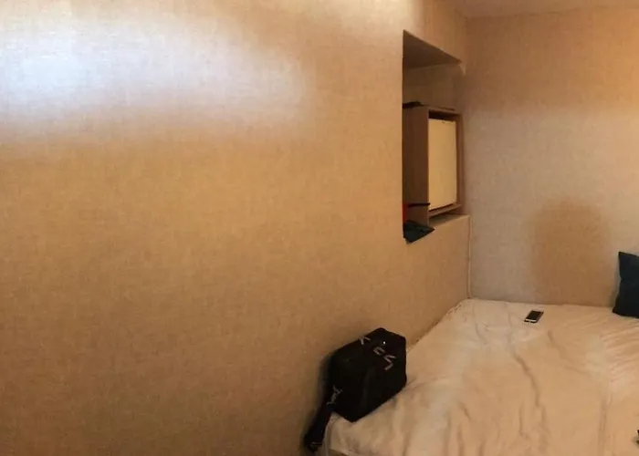 Grand Friends Bed & Breakfast 3*